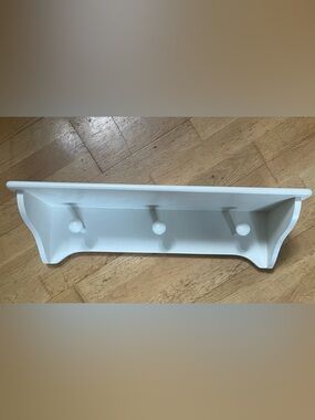 White Wall-Mounted Coat Rack Shelf with 3 Pegs 10x6x6